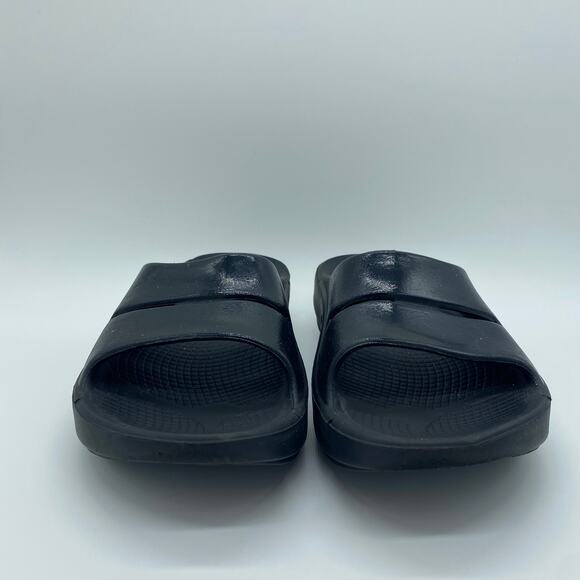 Oofos Black Rubber Slip-On Sandals Comfort Recovery Easy Women's size 7 - Picture 2 of 7